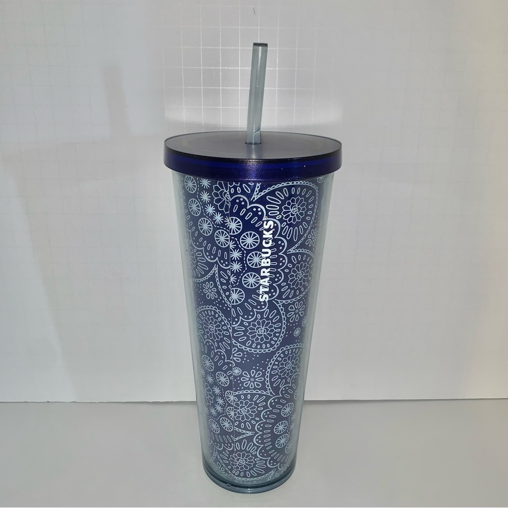 Starbucks 2019 Summer Blue and White Bandana Paisley Cold Drink Tumbler 24 oz
